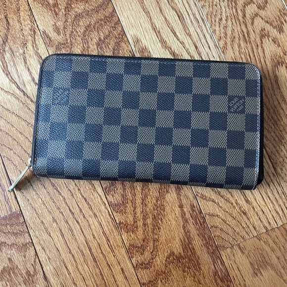 Louis Vuitton LV Long Wallet‎ Zippy Organizer Brown Damier